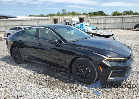 2025 Kia K5 Lxs из США, поврежденный, VIN KNAG24J79S5338690